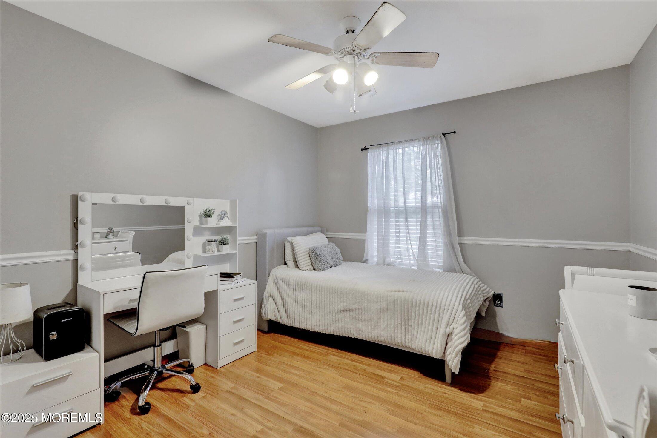 102 Heron Court, Manalapan, New Jersey image 27