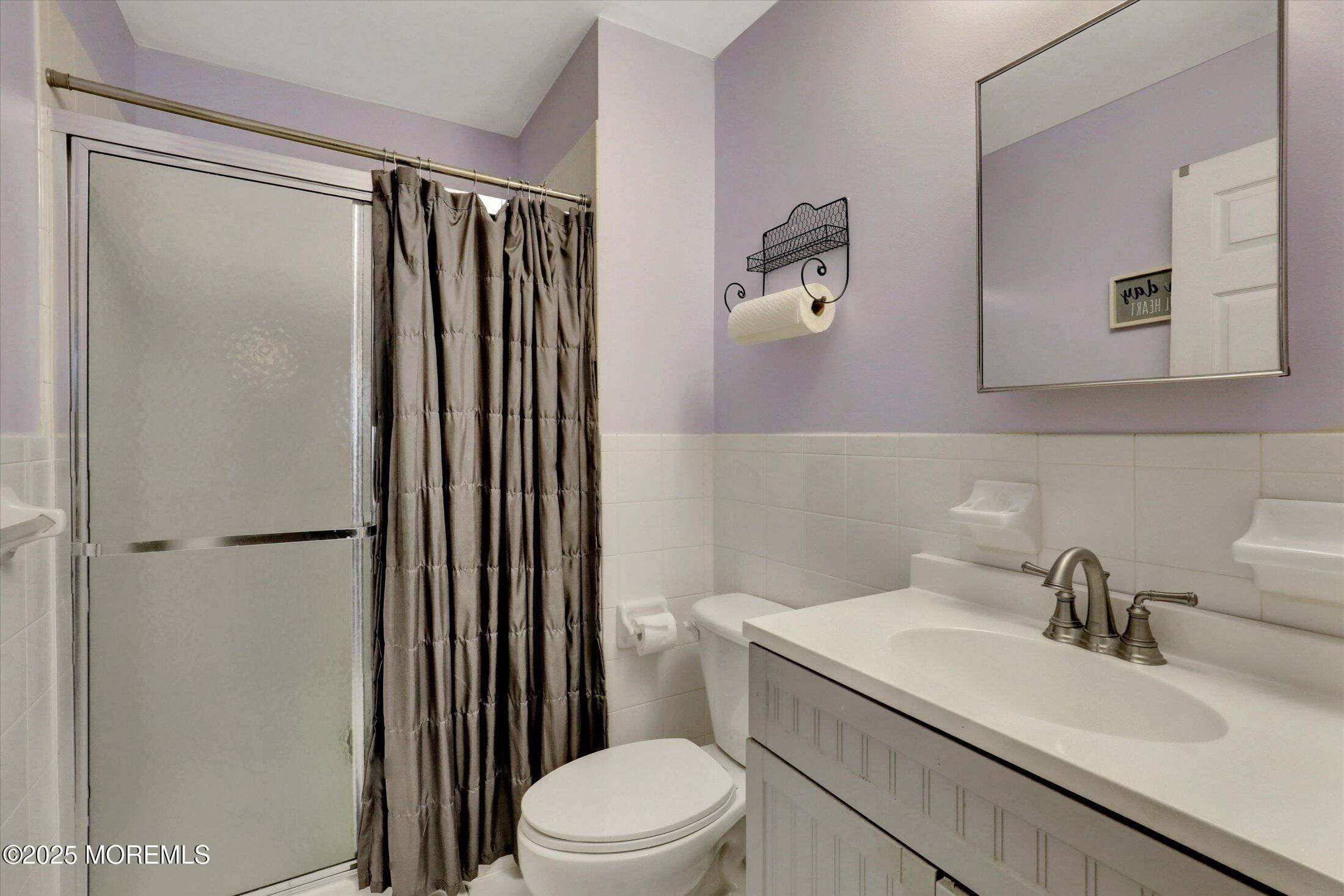 102 Heron Court, Manalapan, New Jersey image 26