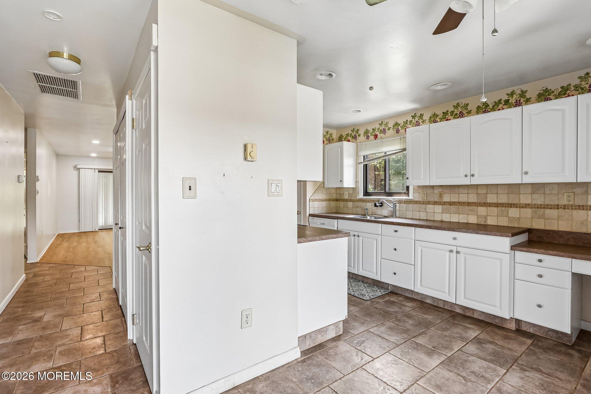 85 Amberly Drive D