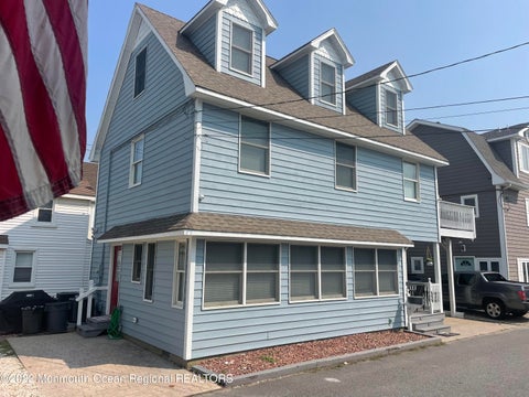 Homes For Rent - 68 E Pacific Way<br/> Lavallette, NJ 08735