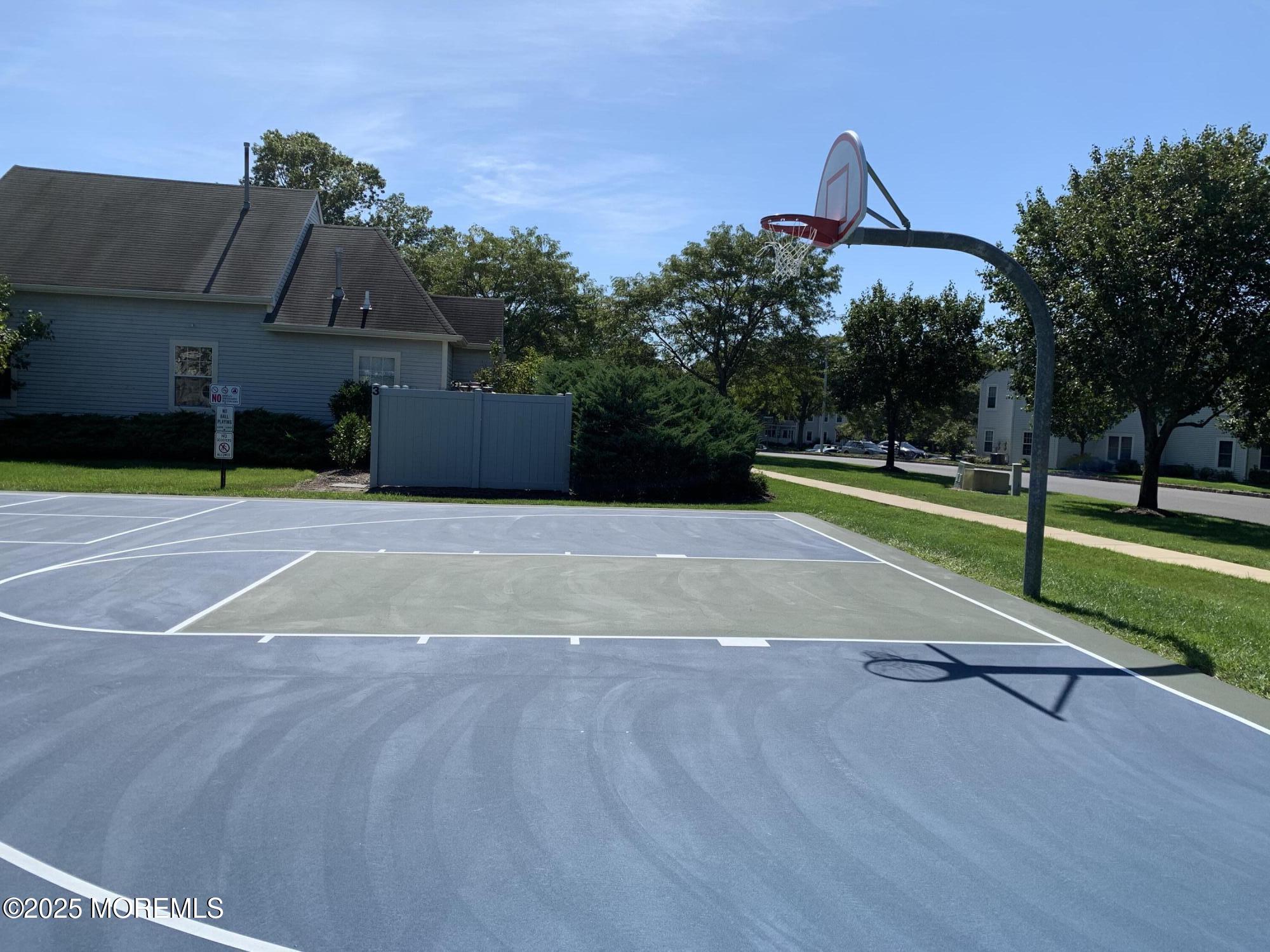 22 Chinkaberry Court, Howell, New Jersey image 8