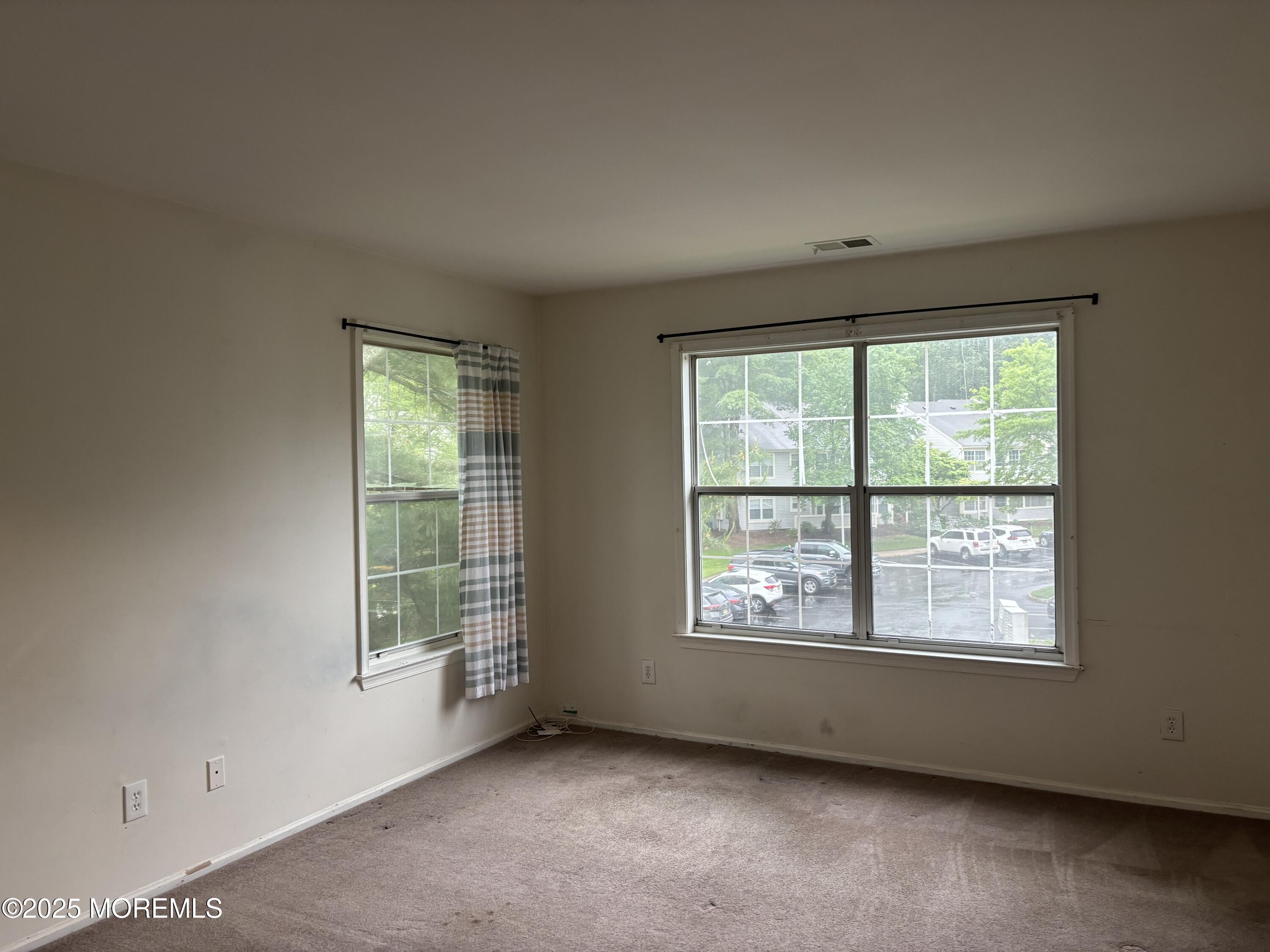 22 Chinkaberry Court, Howell, New Jersey image 6
