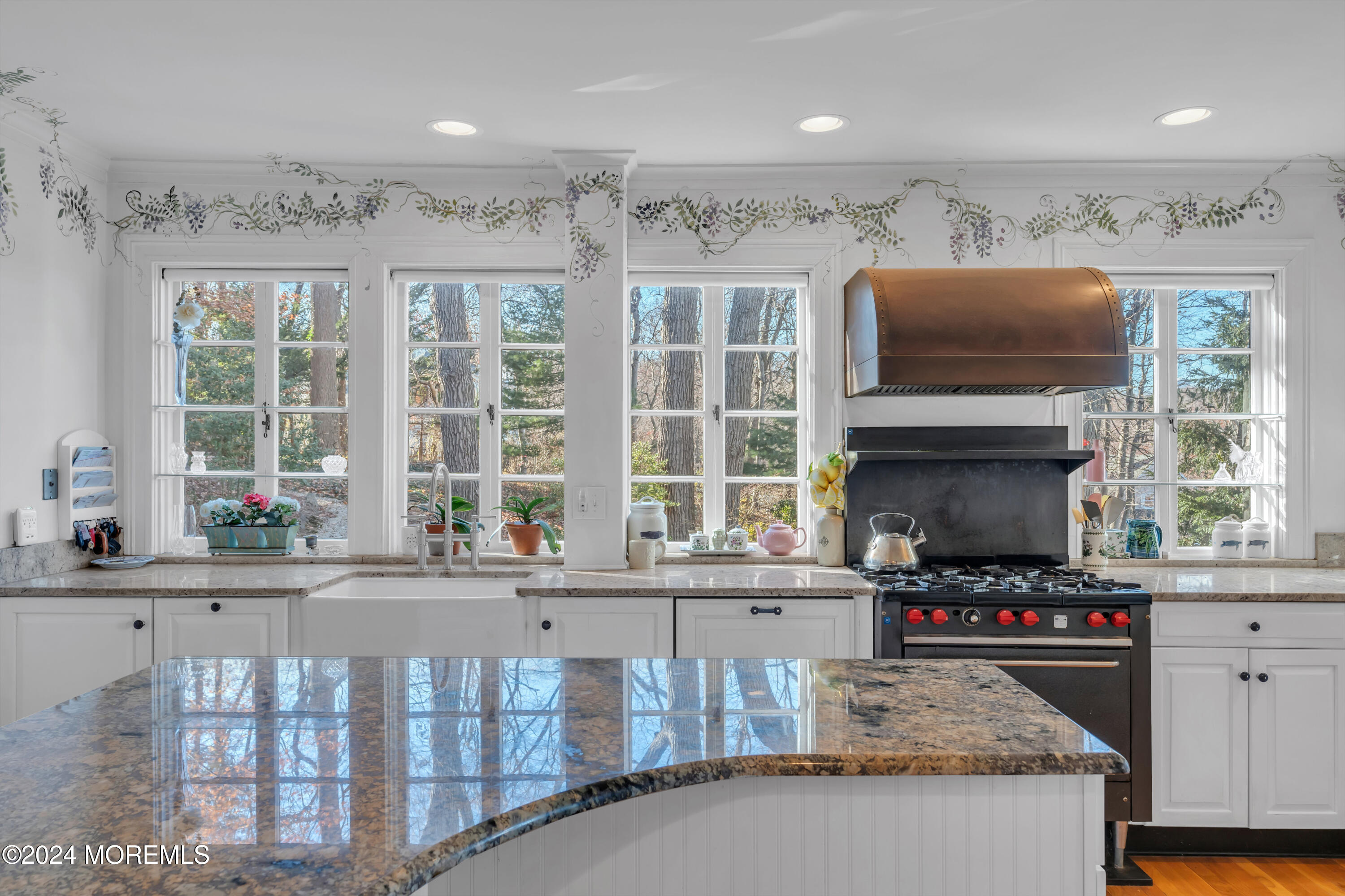 44 W Twin Road, Middletown, New Jersey image 5