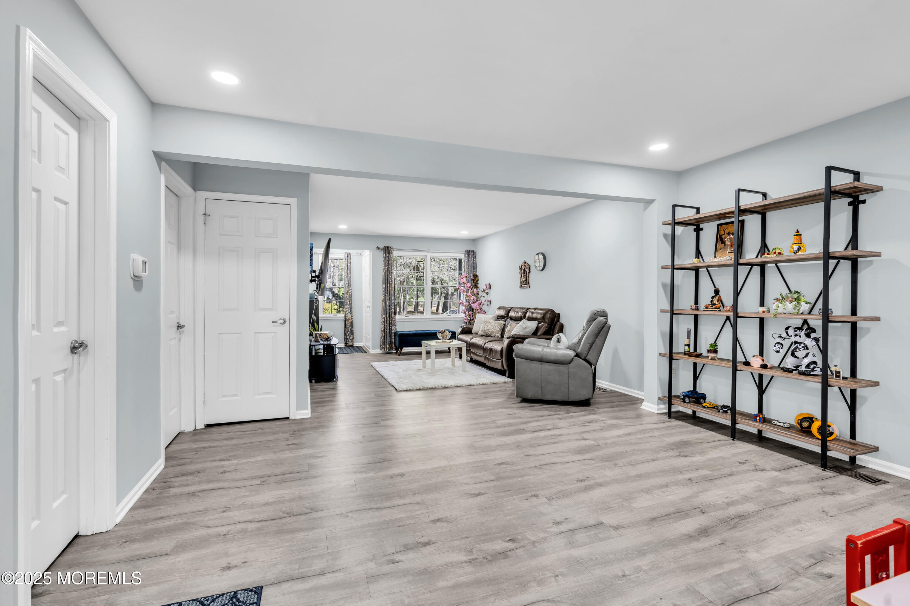 5 Dorchester Drive, East Brunswick, New Jersey image 13