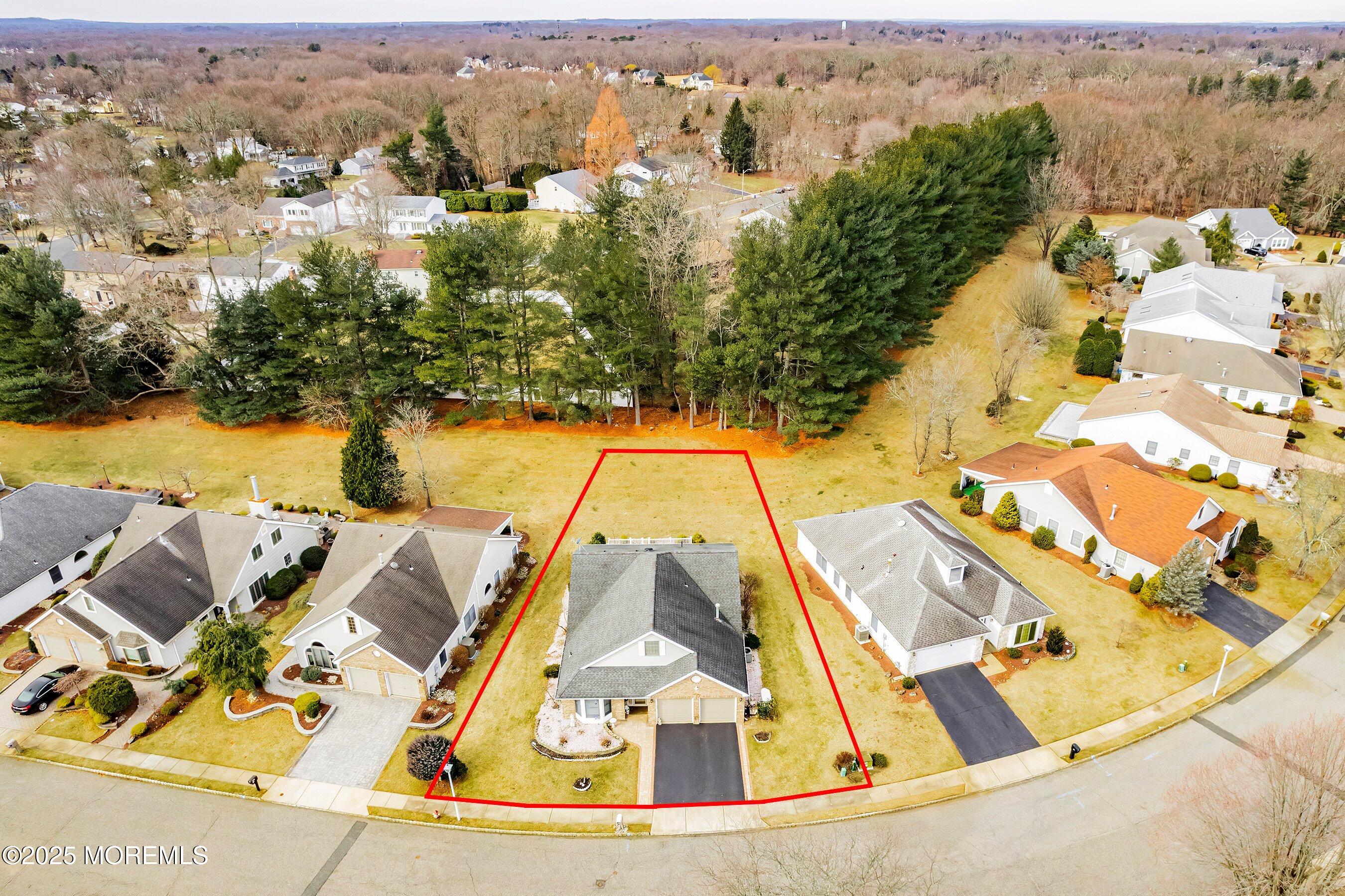 81 Caldwell Terrace, Marlboro, New Jersey image 4