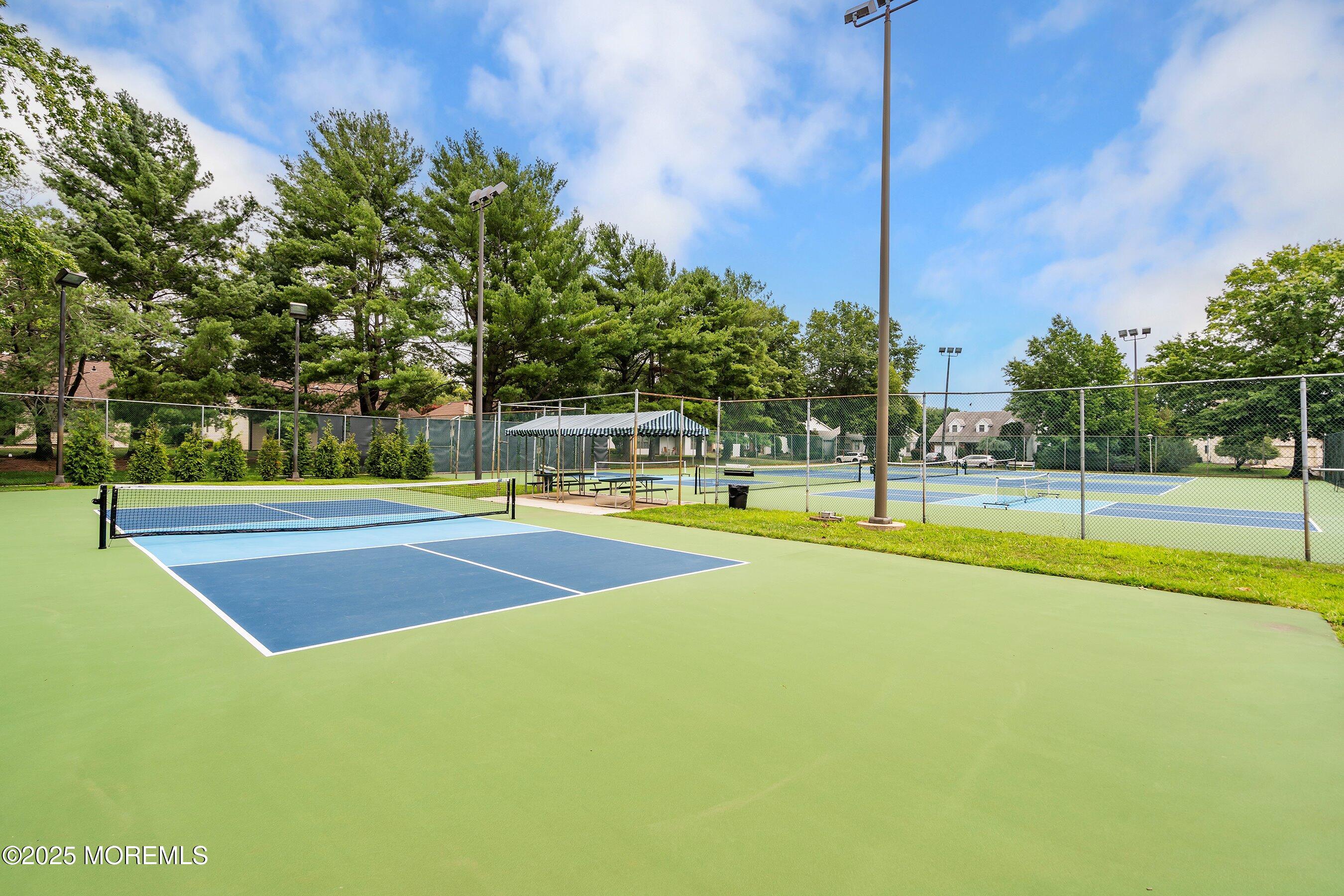 81 Caldwell Terrace, Marlboro, New Jersey image 42
