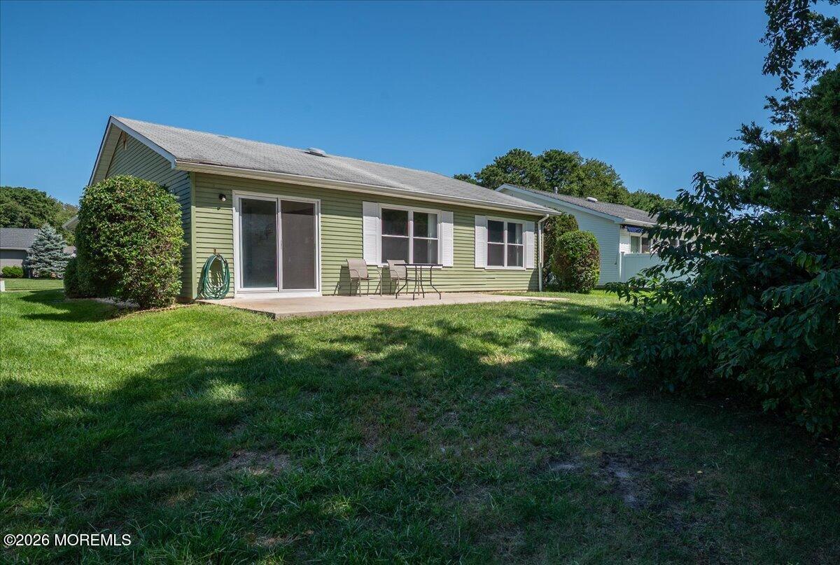 84 Everest Drive S