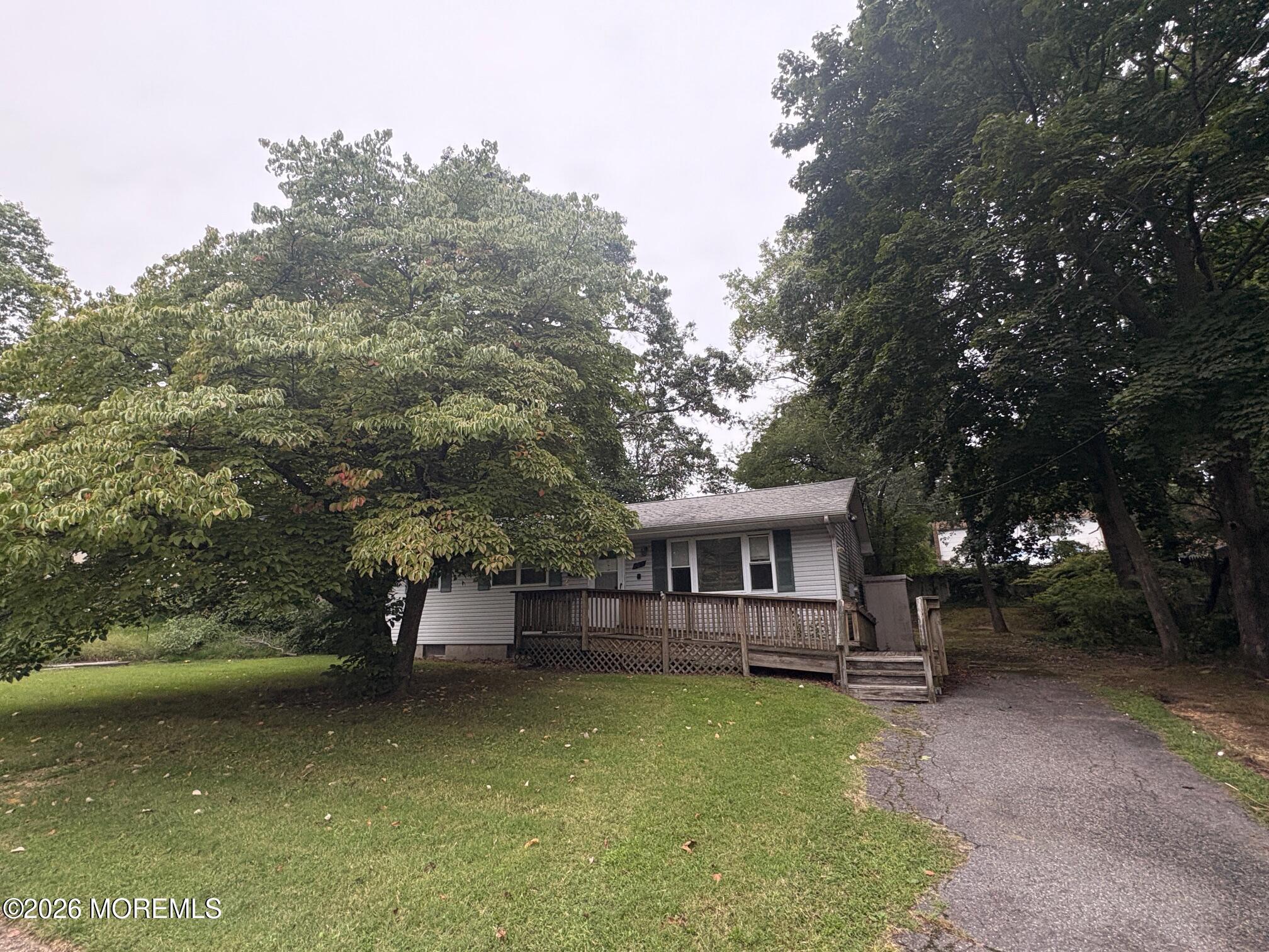 11 Brookwood Parkway
