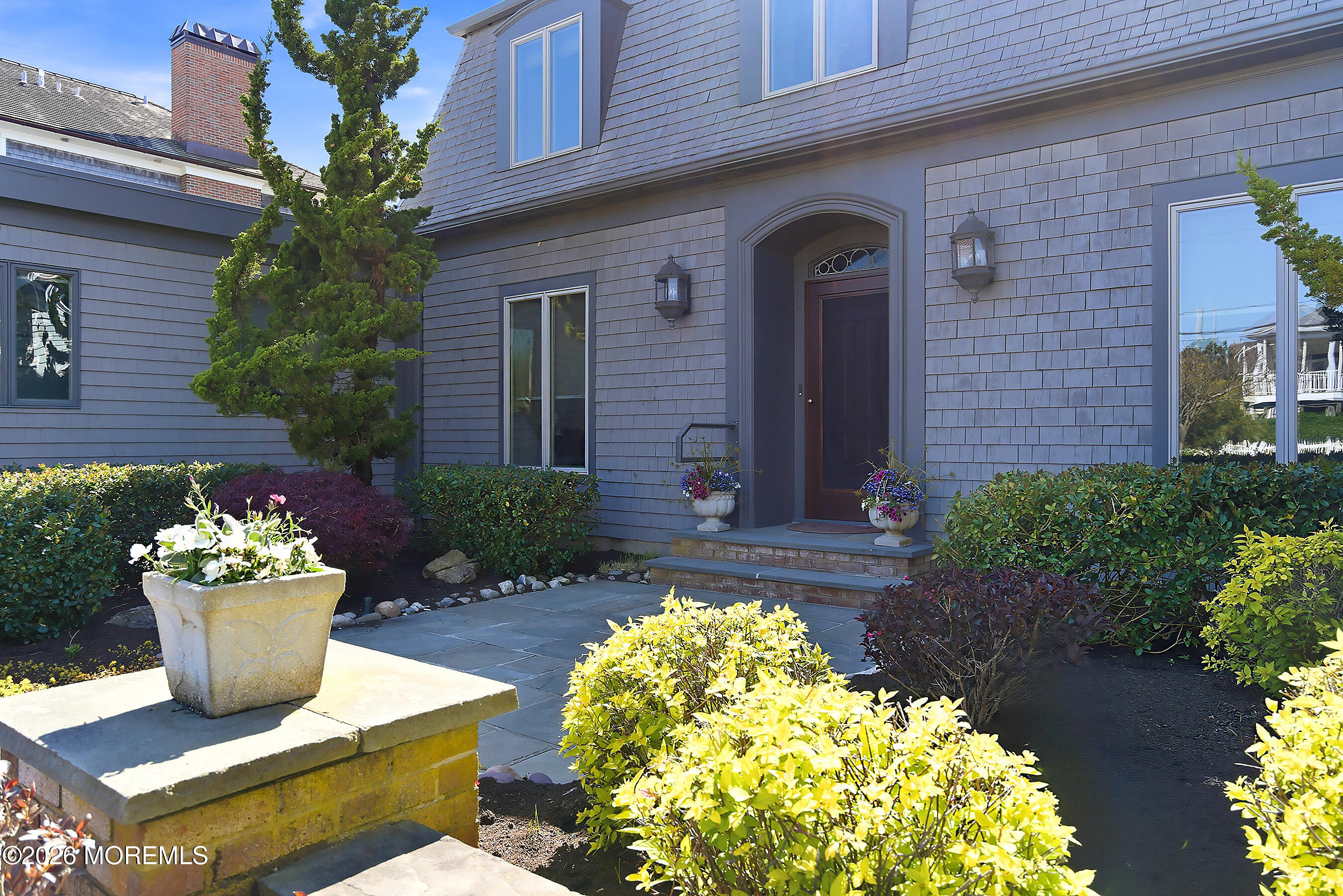 1010 Barnegat Lane