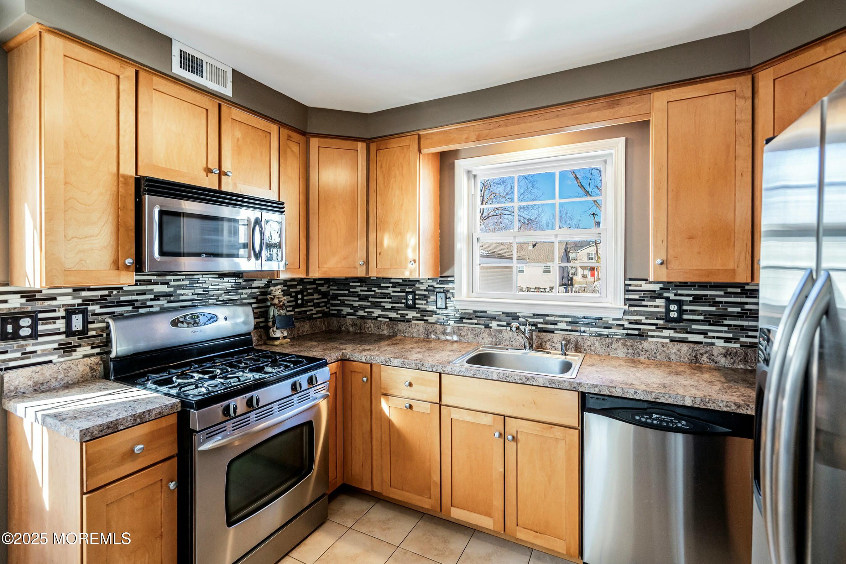 96 East Avenue #45, Atlantic Highlands, New Jersey image 15