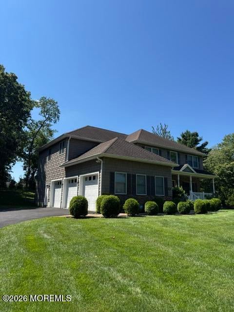 1607 Twin Lakes Drive
