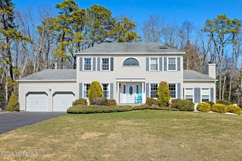 Homes For Sale - 19 Heathwood Avenue<br/> Jackson, NJ 08527