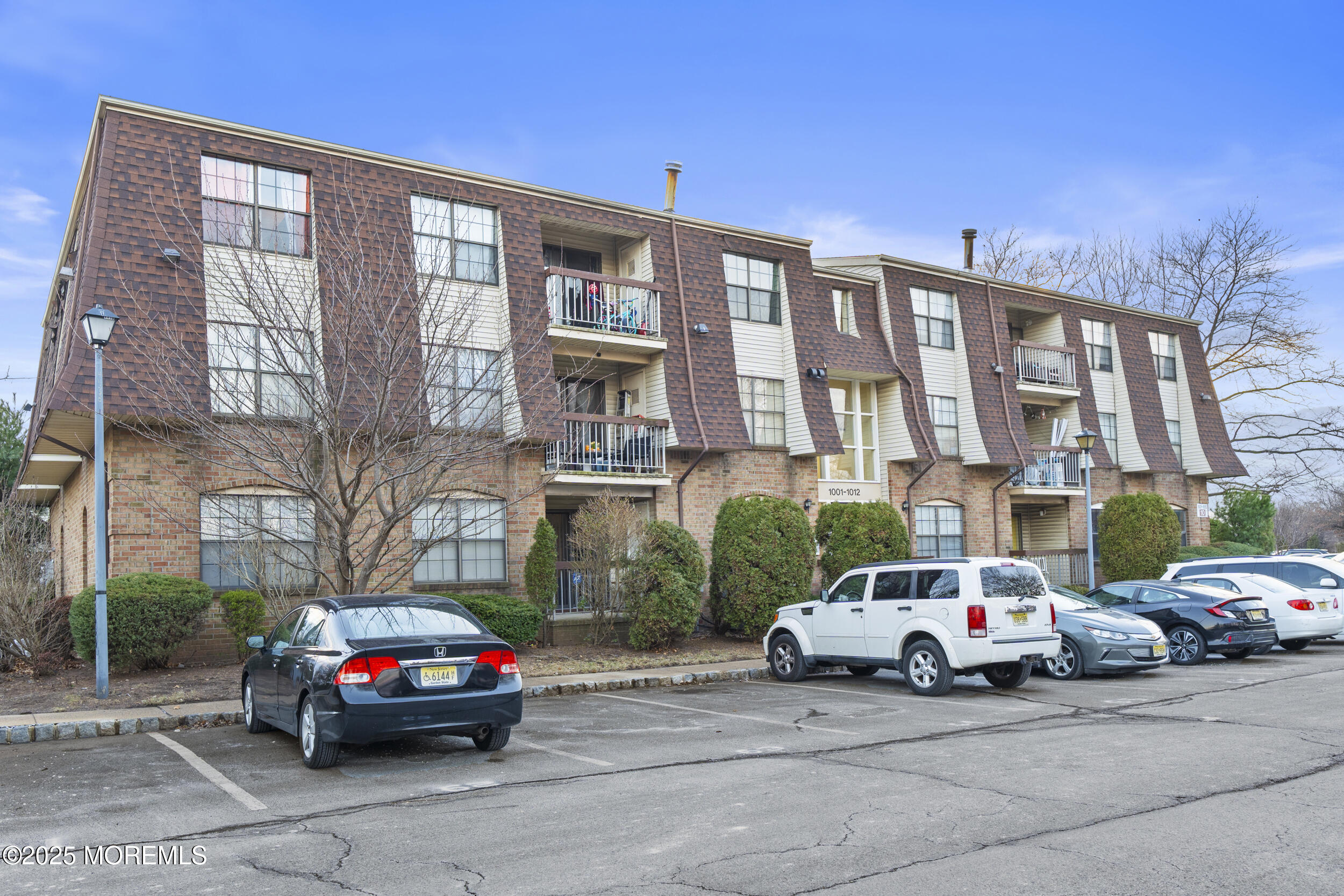 1006 Hidden Village Drive #1006, Perth Amboy, New Jersey image 2