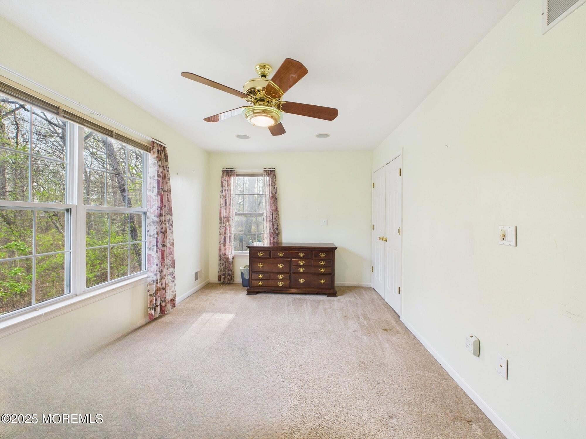 6 Katie Court, Lakewood, New Jersey image 29