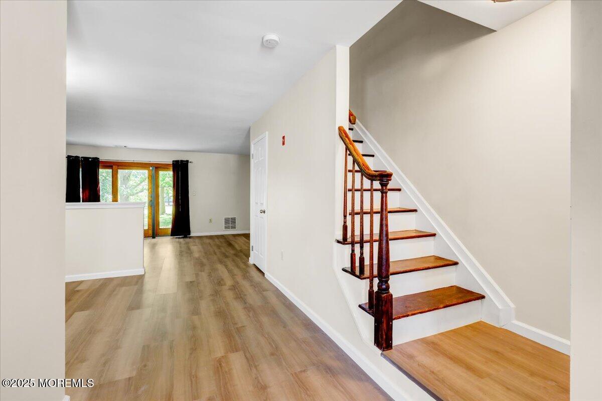 48 Scarborough Court #7, Freehold, New Jersey image 3