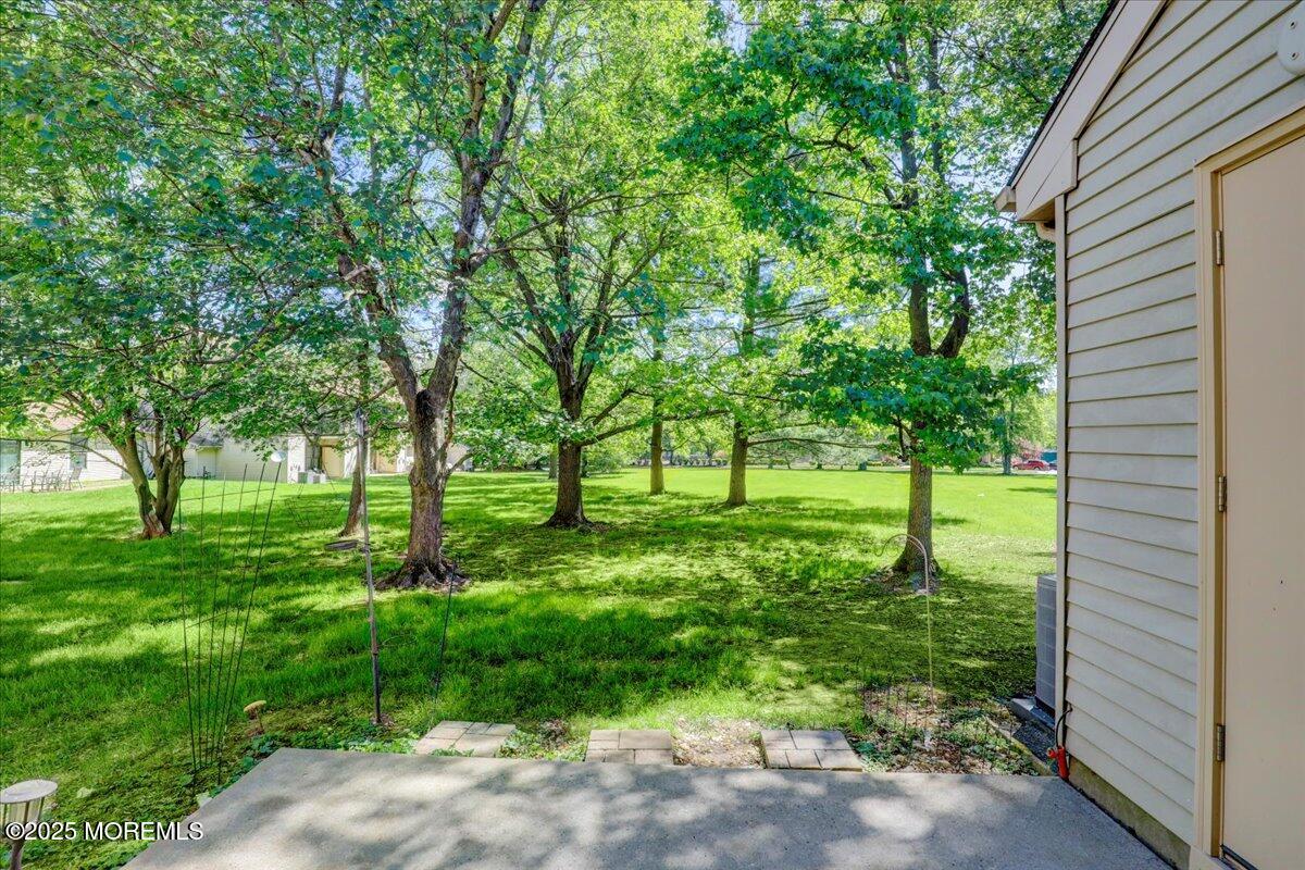 48 Scarborough Court #7, Freehold, New Jersey image 20