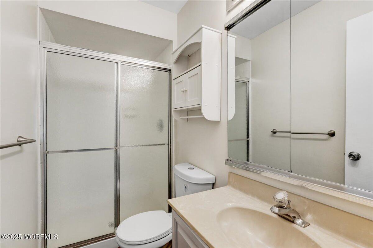 48 Scarborough Court #7, Freehold, New Jersey image 16
