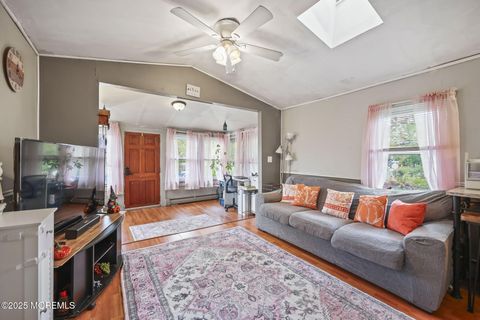 904 Central Avenue Union Beach NJ 07735