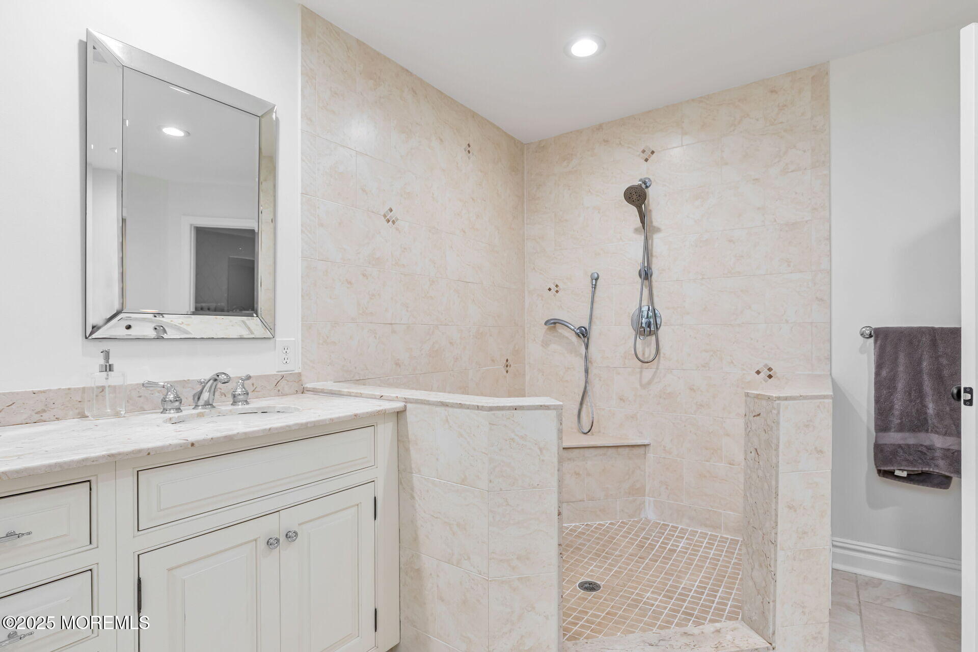 3 Ardmore Place, Holmdel, New Jersey image 35