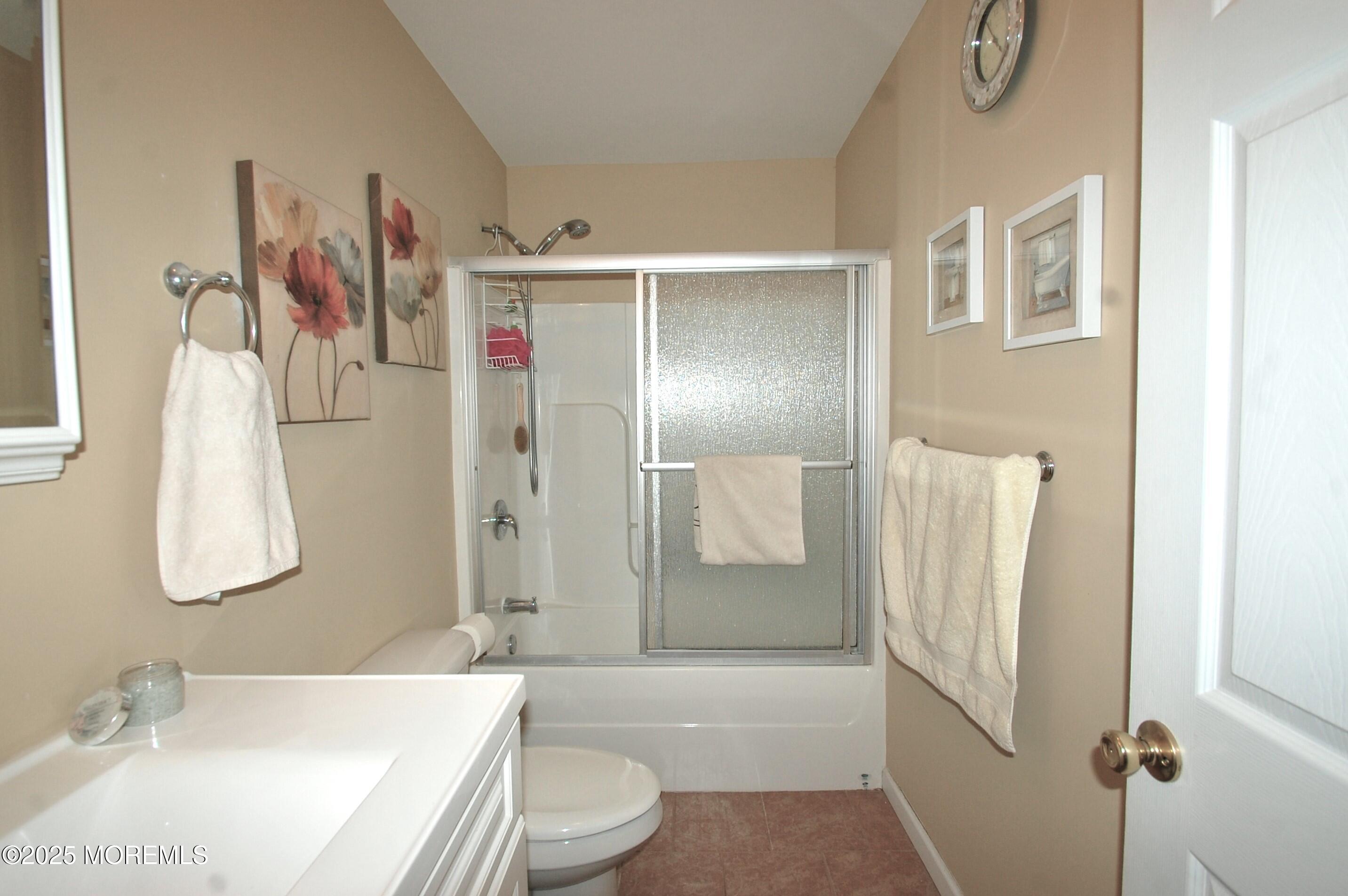 711 Edmunds Avenue, Union Beach, New Jersey image 46