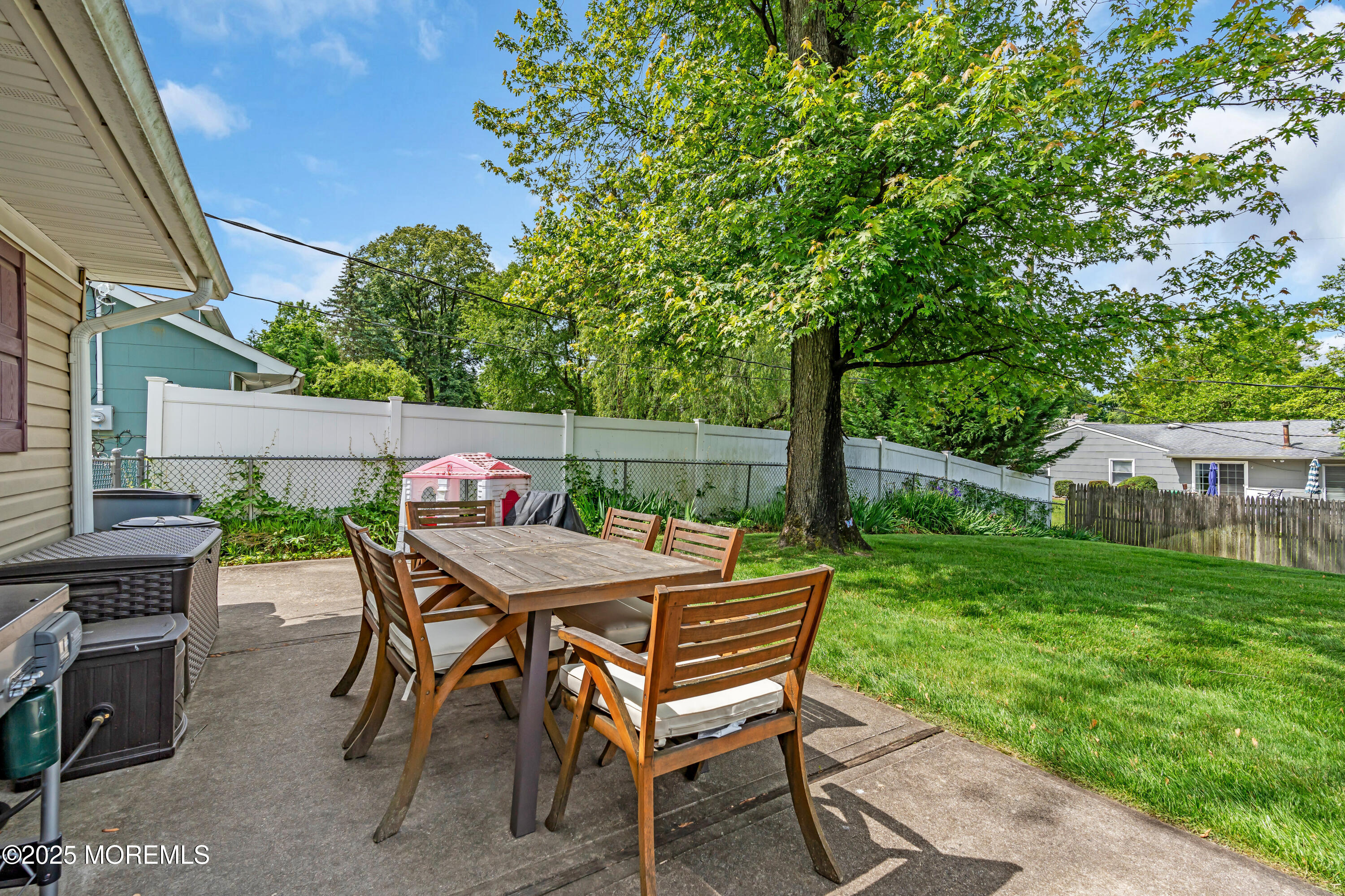 511 Line Road, Aberdeen, New Jersey image 46