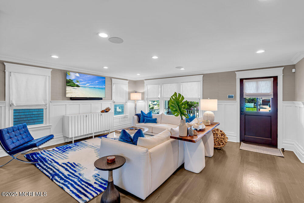 103 Seaside Place