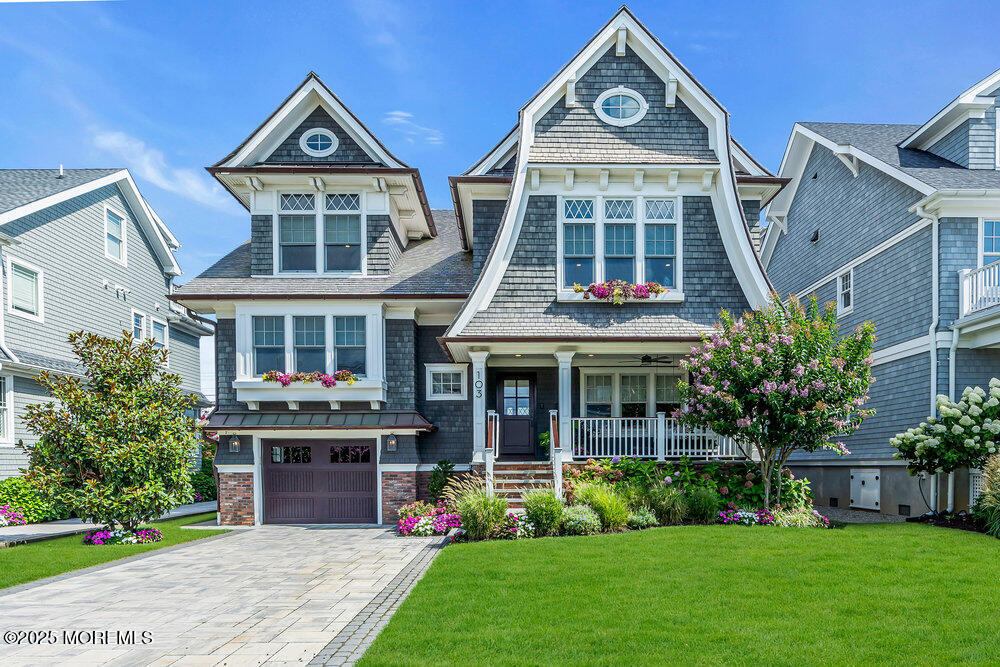 103 Seaside Place