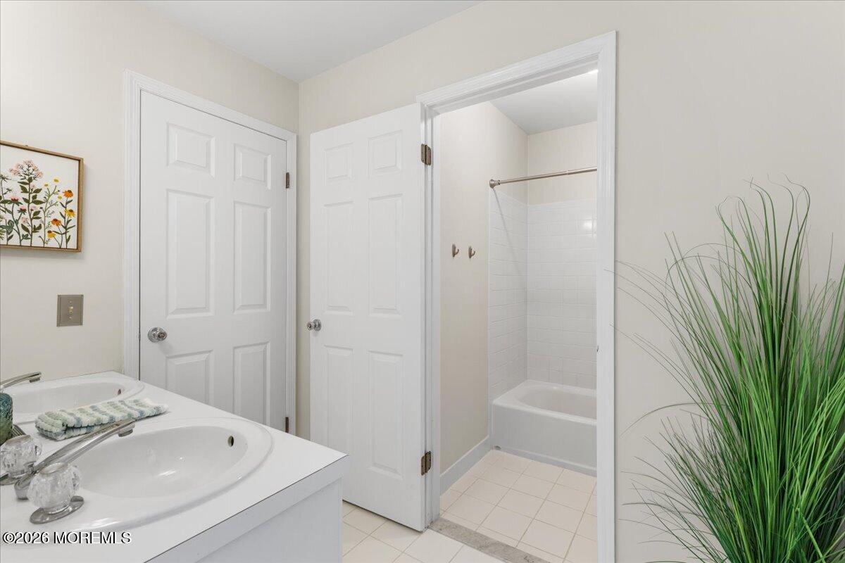 Clarksburg, New Jersey, 08510, United States, 4 Bedrooms Bedrooms, ,3 BathroomsBathrooms,Residential,Active,2042173