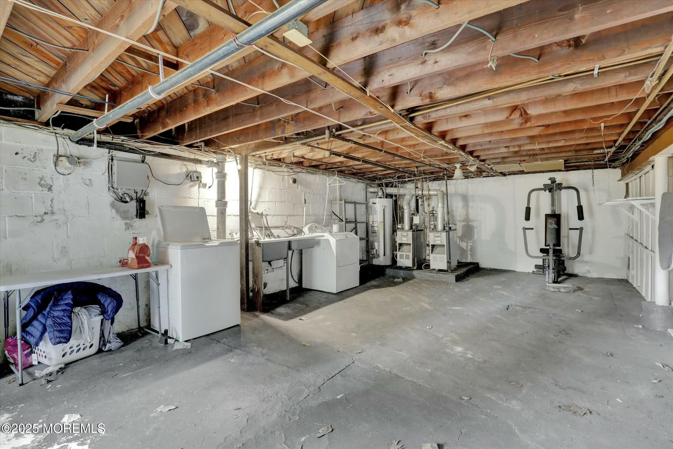 4 June Place, Aberdeen, New Jersey image 26