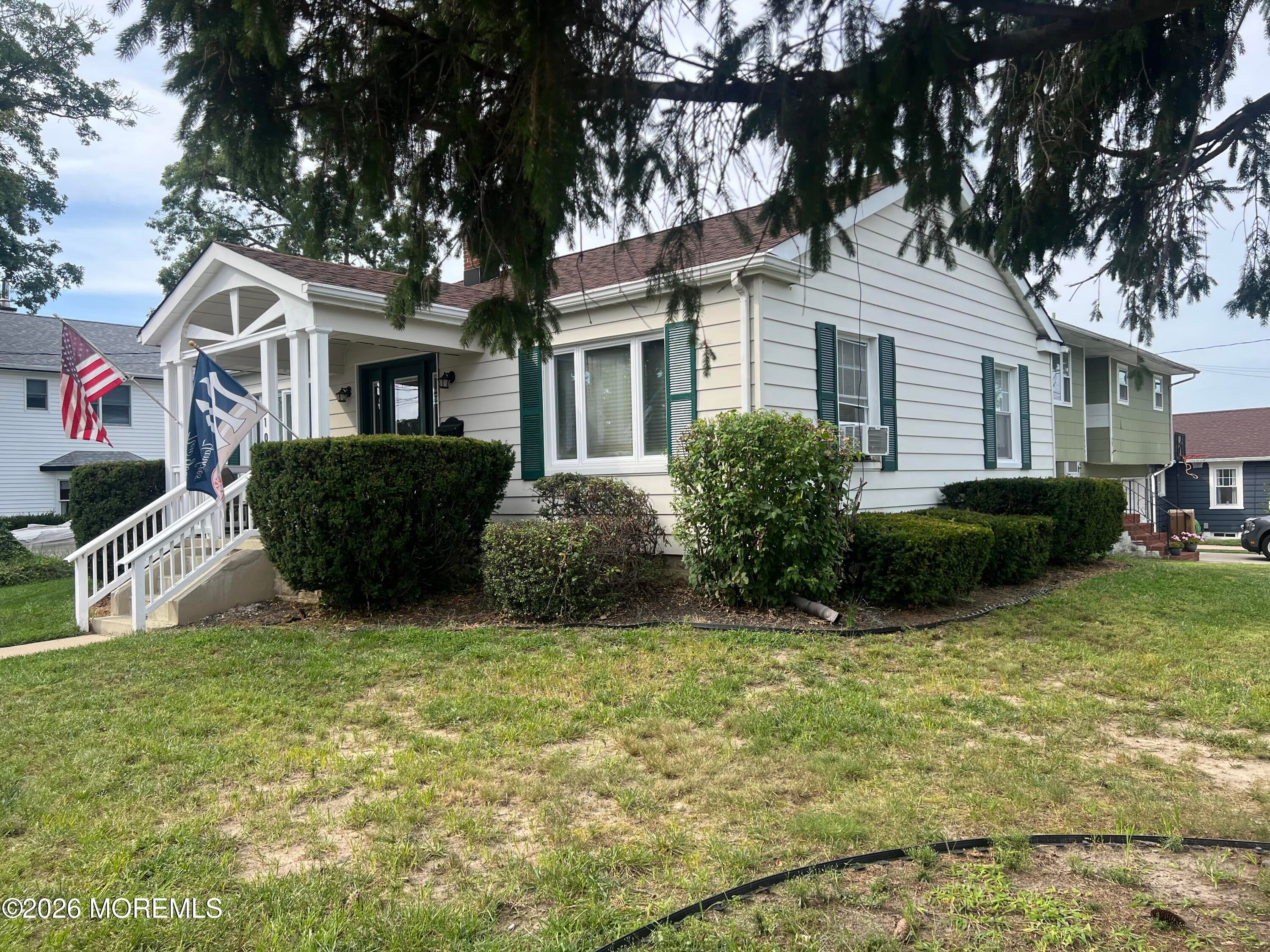 106 Summit Avenue