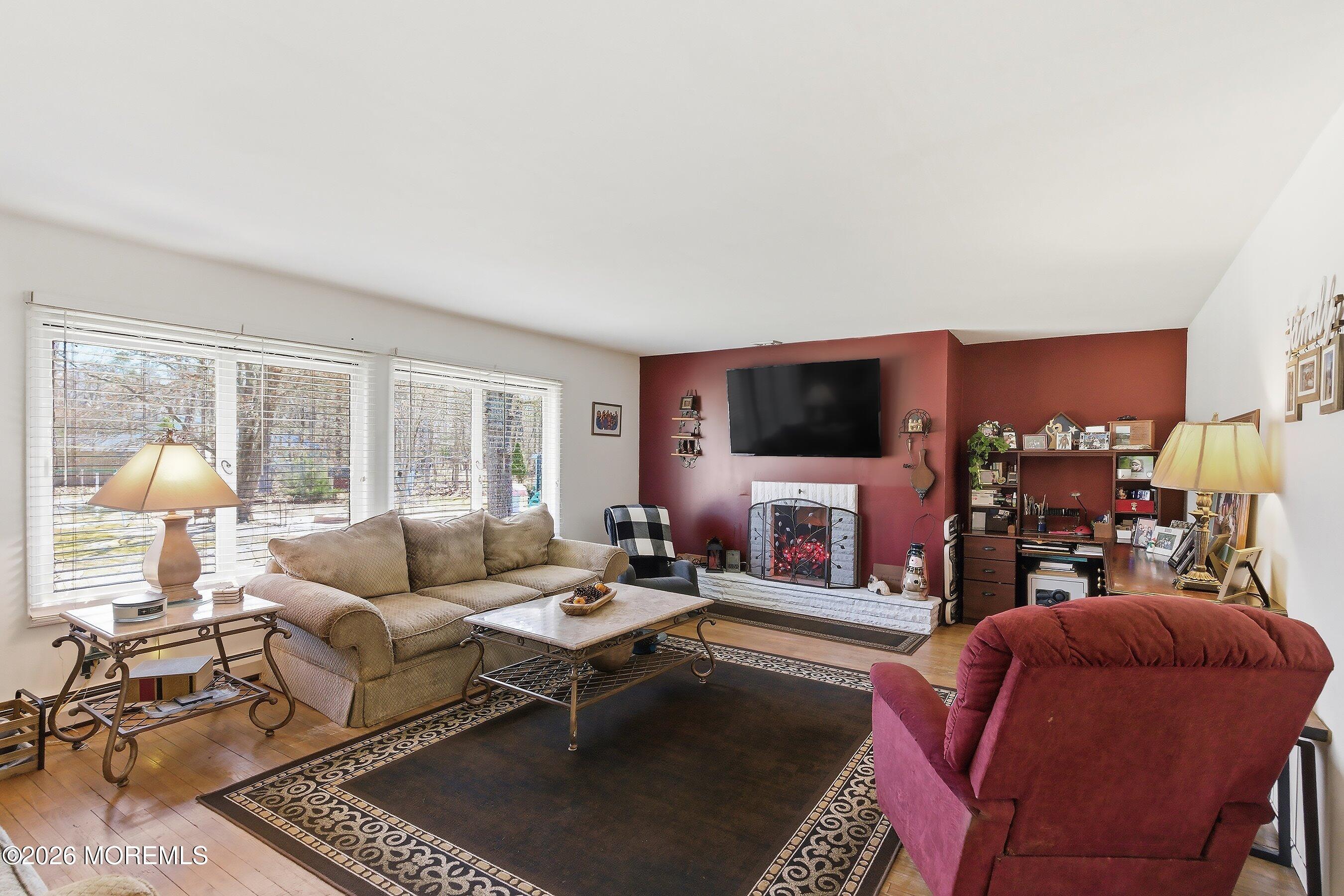745 Oak Glen Road