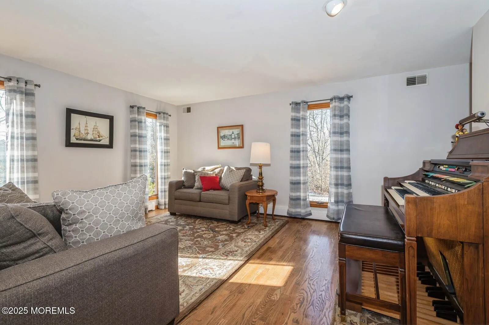 Freehold, New Jersey 07728, United States, 4 Bedrooms Bedrooms, ,3 BathroomsBathrooms,Residential,Active,5115