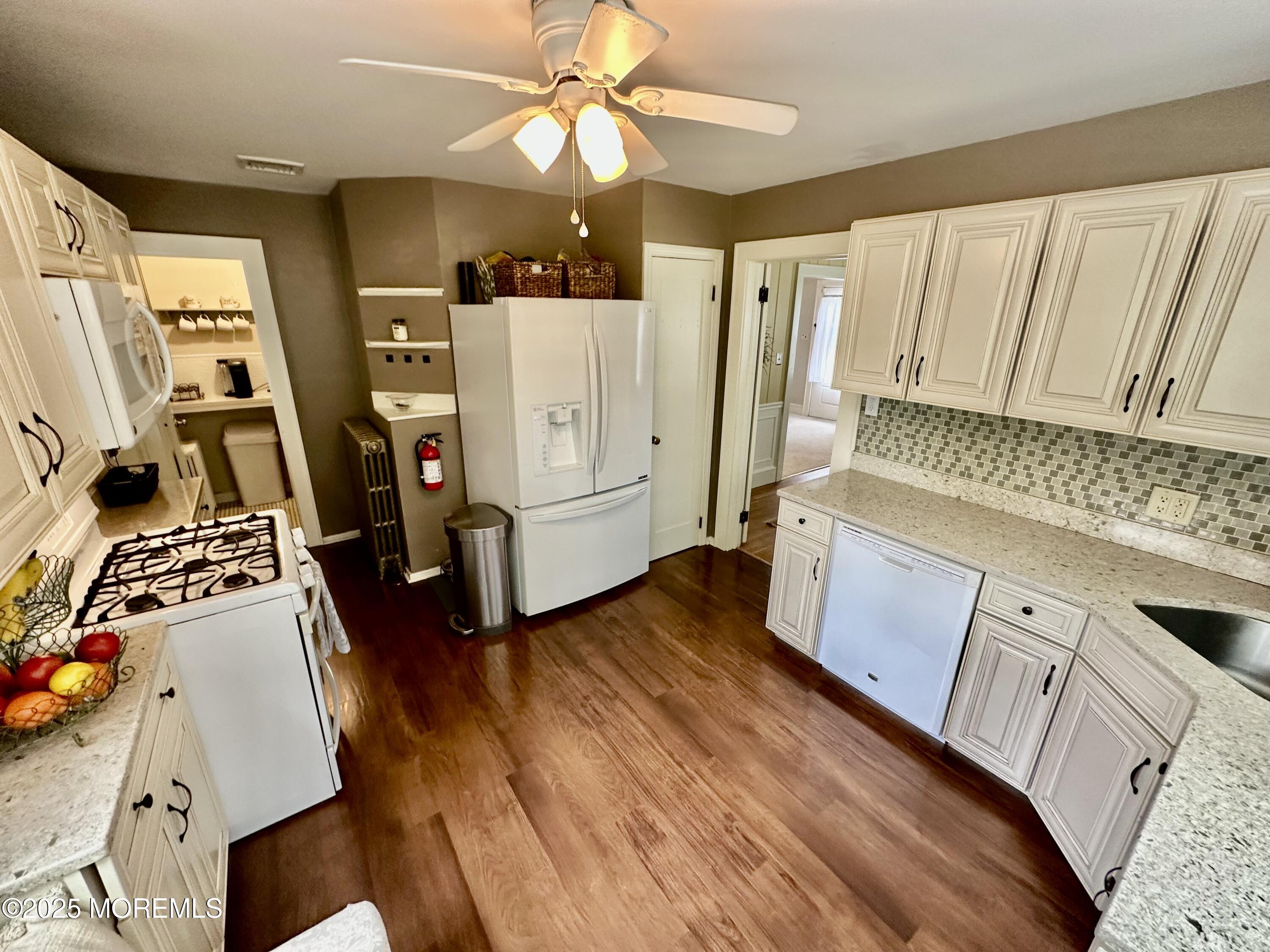 8 Spruce Street, Toms River, New Jersey image 12