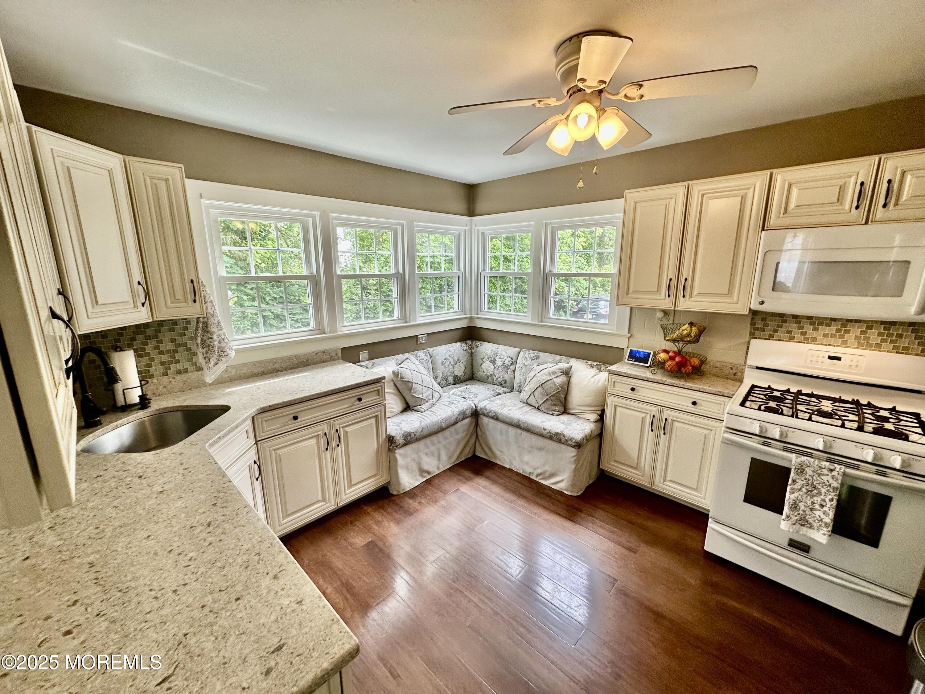 8 Spruce Street, Toms River, New Jersey image 10