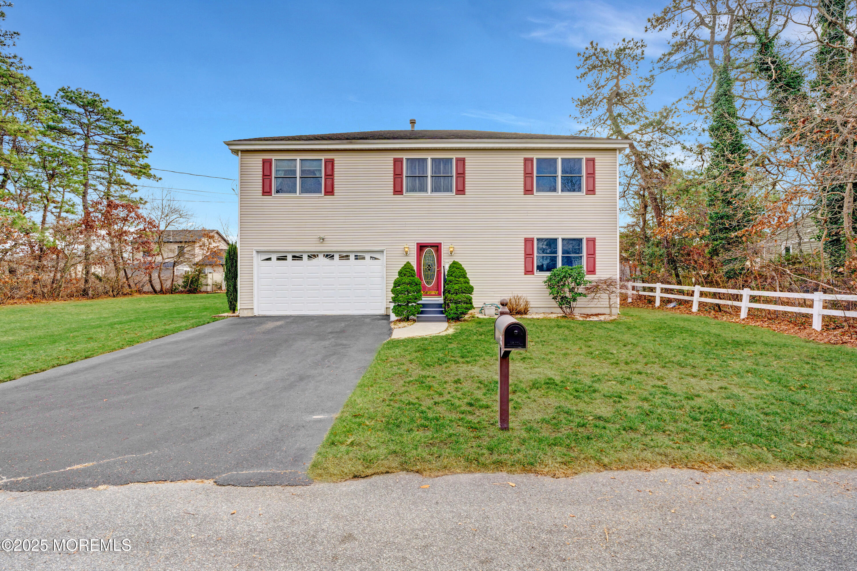 732 Wellington Avenue