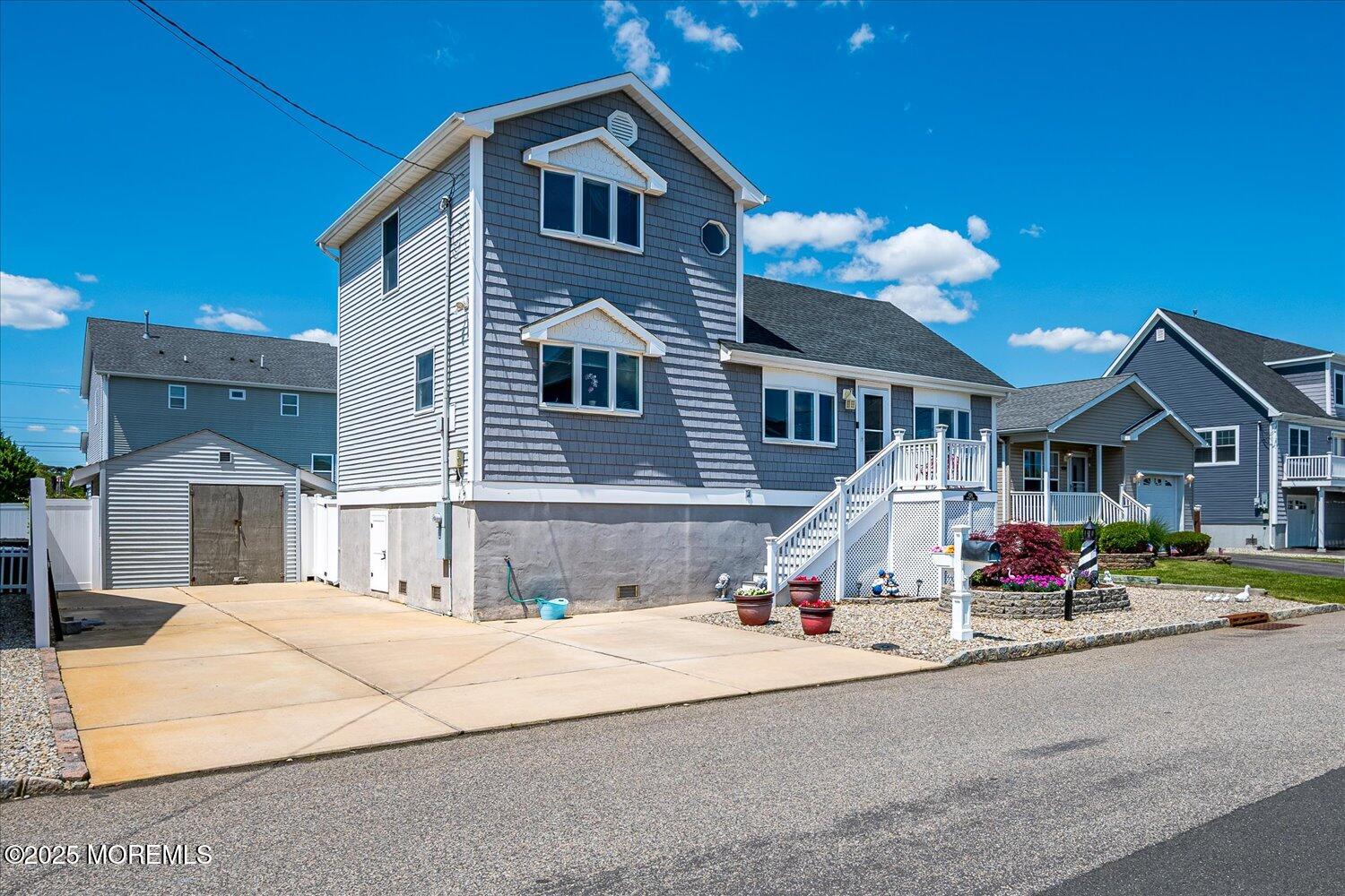 628 Goose Place, Toms River, New Jersey image 2