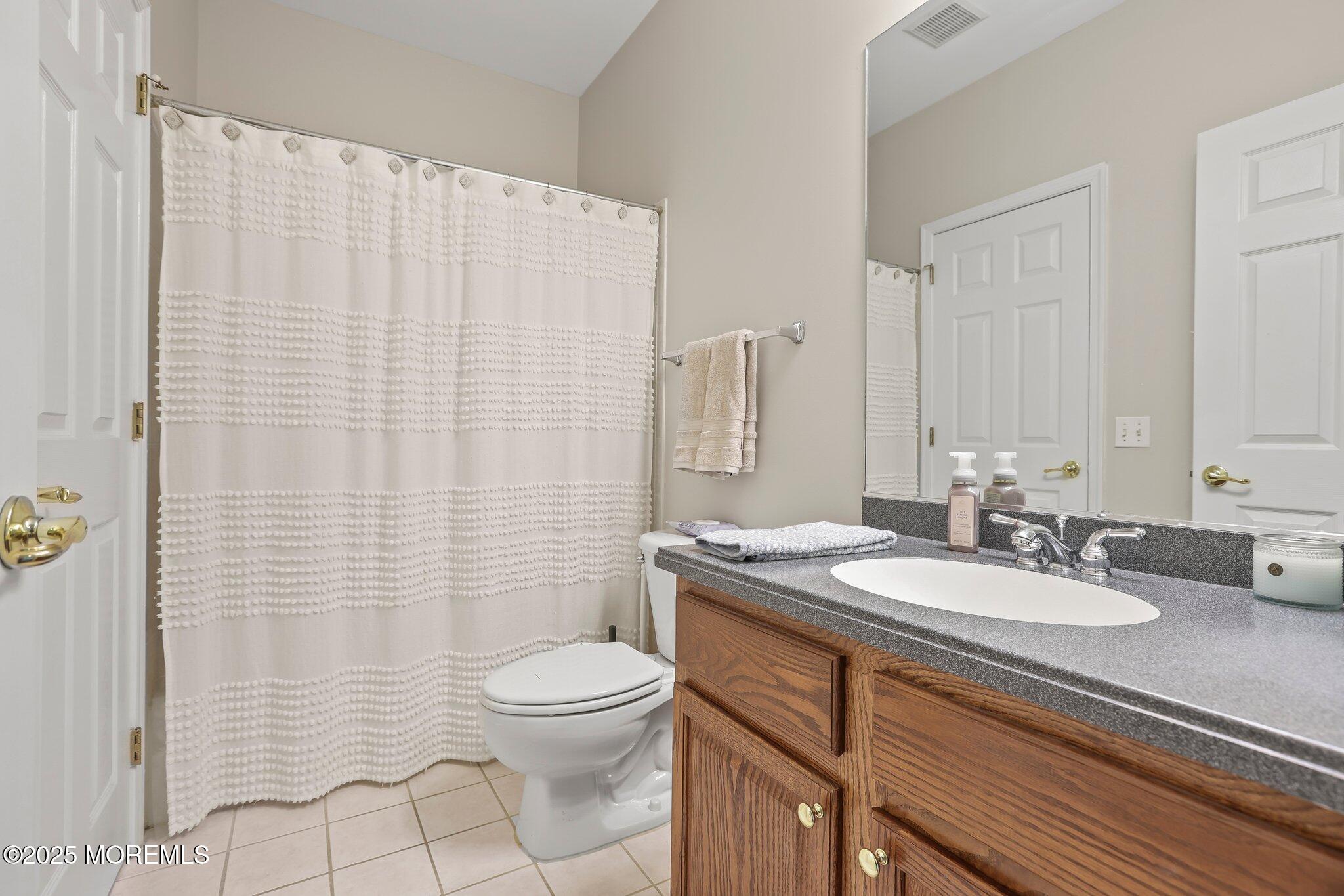 414 Saint Andrews Place, Manalapan, New Jersey image 23