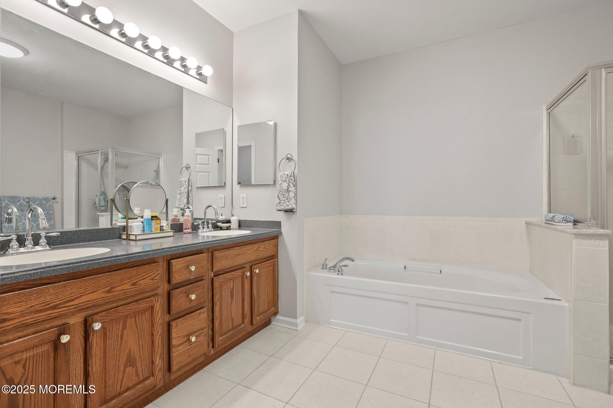 414 Saint Andrews Place, Manalapan, New Jersey image 19