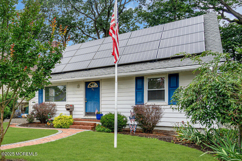 35 Shadow Lake Drive