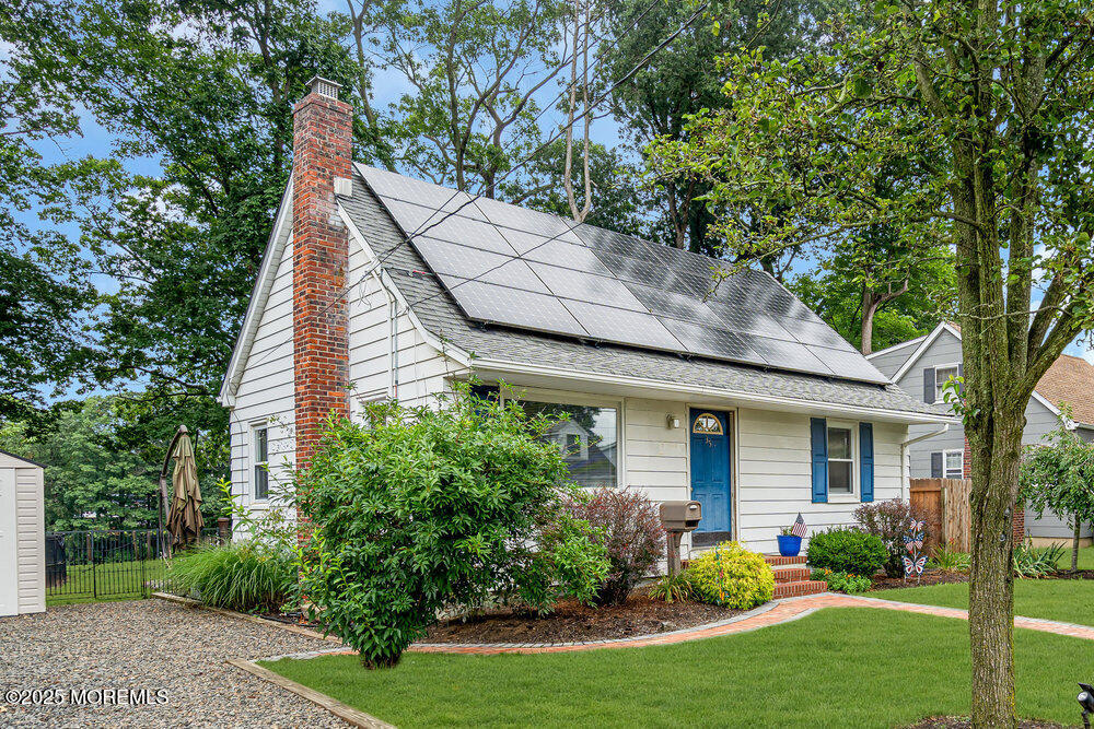 35 Shadow Lake Drive