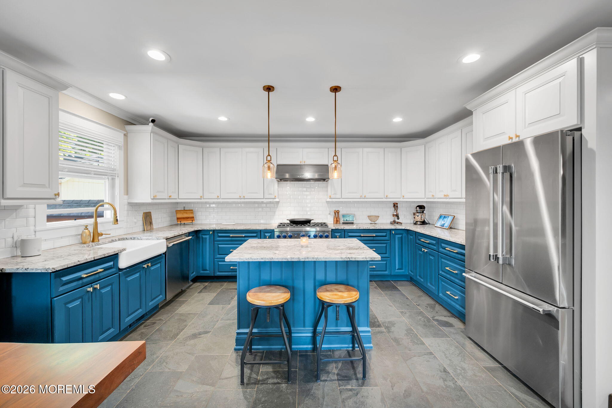 10 Bowne Avenue
