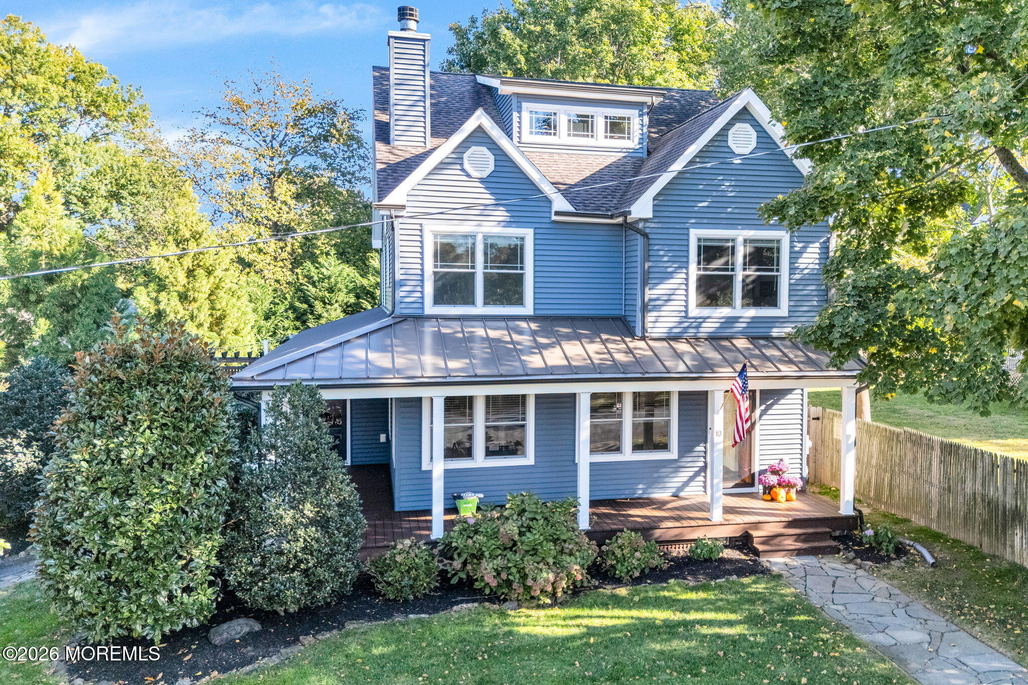 10 Bowne Avenue
