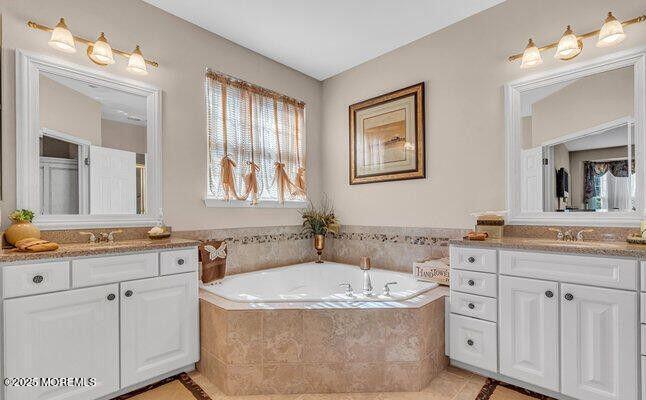 22 Silver Charm Road, Manalapan, New Jersey image 24