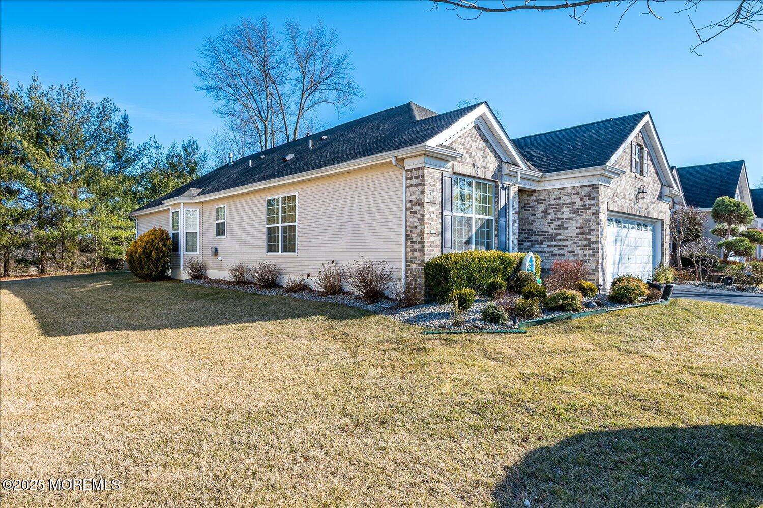 22 Silver Charm Road, Manalapan, New Jersey image 3