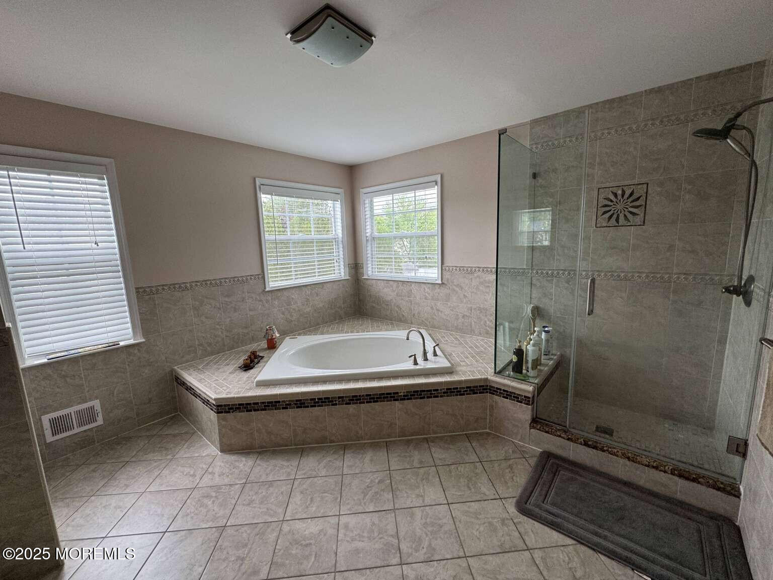 36 Graversham Drive, Marlboro, New Jersey image 14