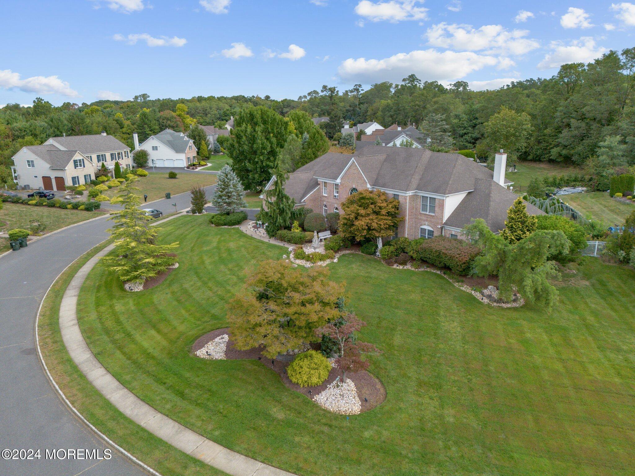 521 Turtle Hollow Drive, Freehold, New Jersey image 3