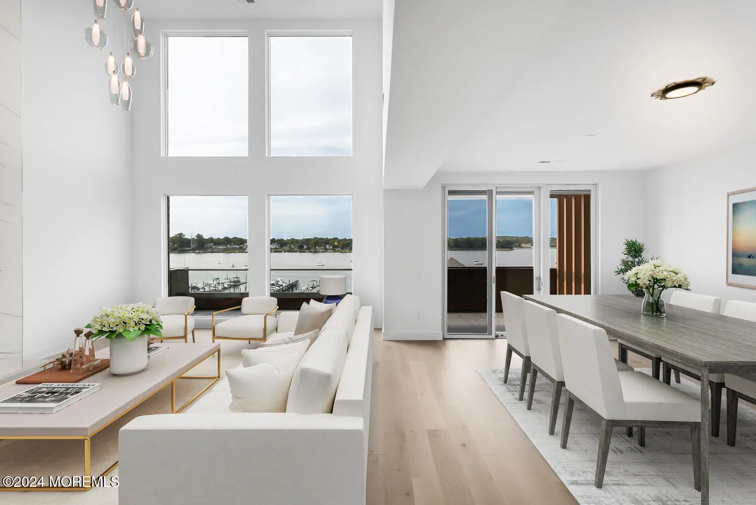 Red Bank, New Jersey 07701, United States, 2 Bedrooms Bedrooms, ,3 BathroomsBathrooms,Residential,Active,35100