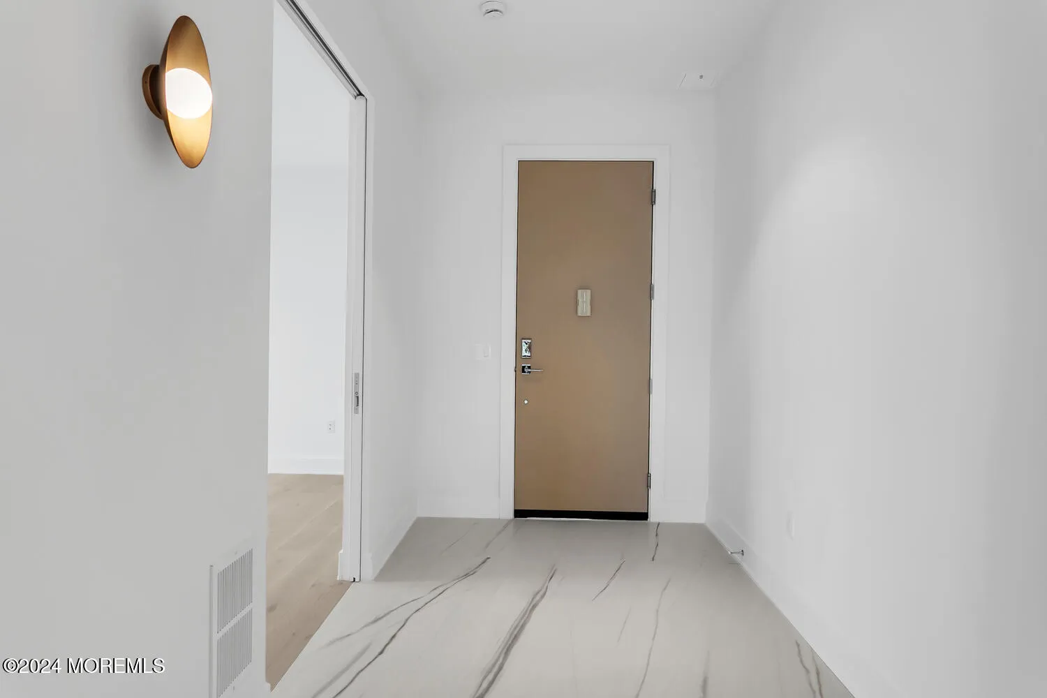 Red Bank, New Jersey 07701, United States, 2 Bedrooms Bedrooms, ,3 BathroomsBathrooms,Residential,Active,35100