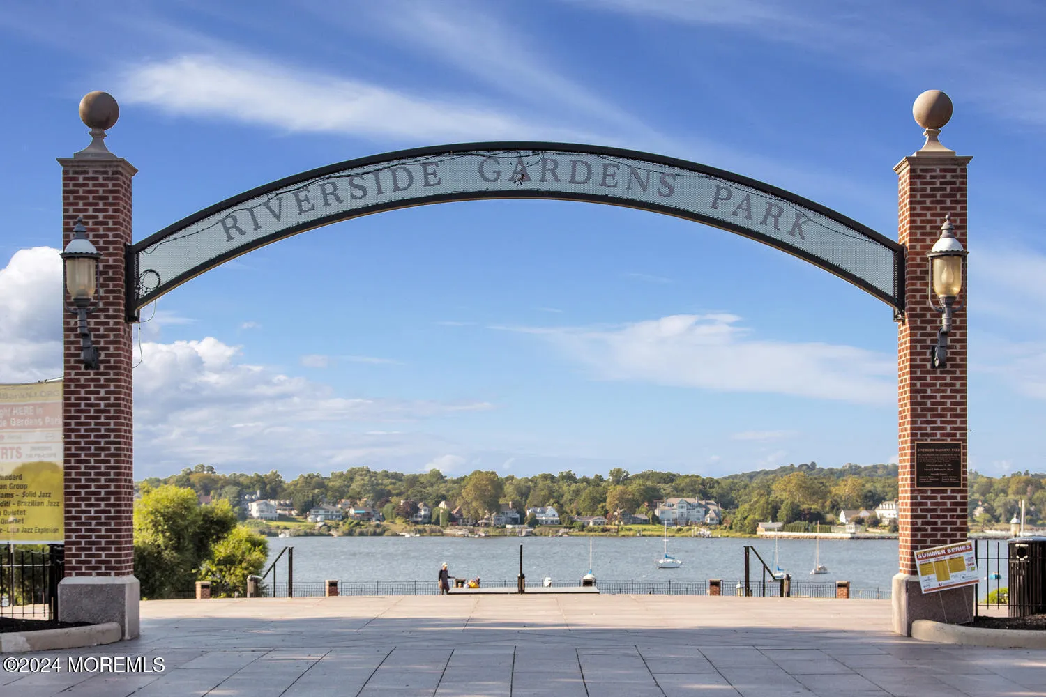 Red Bank, New Jersey 07701, United States, 2 Bedrooms Bedrooms, ,3 BathroomsBathrooms,Residential,Active,35100