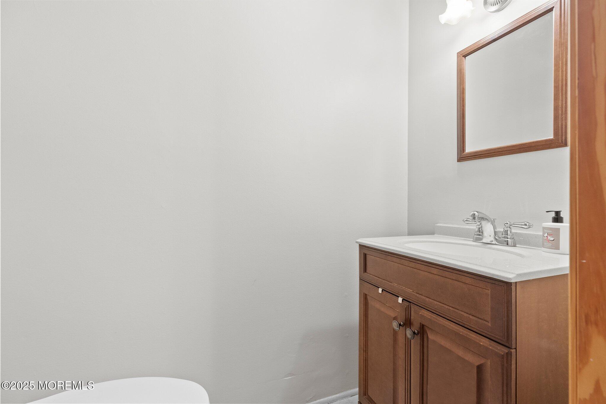 75 Princeton Road, Parlin, New Jersey image 14
